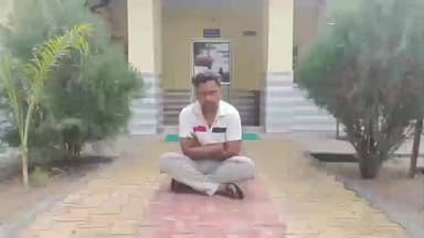 चिड़ावा: पिलानी में 1 किलो 104 ग्राम अवैध गांजा और स्कूटी जब्त, आरोपी आर्यन उर्फ घोड़ा गिरफ्तार