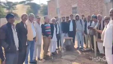 लोहावट: आऊ कस्बे में गौशाला के पास स्थित सरकारी नलकूप दो महीने से खराब पड़ा है