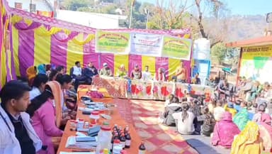 पाटी: पाटी विकासखंड की ग्राम पंचायत अमोली में पंचायती राज विभाग की ओर से आयोजित की गई खुली बैठक