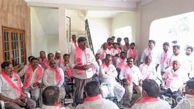 పరిగి: మున్సిపాలిటీ ఎన్నికల్లో బిఆర్ఎస్ శ్రేణులు బి ఆర్ ఎస్ అభ్యర్థుల విజయానికి కృషి చేయాలి: మాజీ ఎమ్మెల్యే మహేష్ రెడ్డి