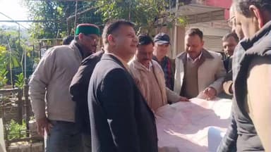 बड़सर: हमीरपुर में आवासीय सुविधाओं के विस्तार की तैयारी, हिमुडा उपाध्यक्ष एवं निदेशक मंडल ने भोटा क्षेत्र का किया निरीक्षण