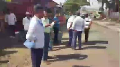 गडहिंग्लज: निमशिरगाव ग्रामस्थांच्या रास्ता रोको इशाऱ्यामुळे सार्वजनिक बांधकाम विभाग व महाराष्ट्र जीवन प्राधिकरण विभाग खडबडून जागे