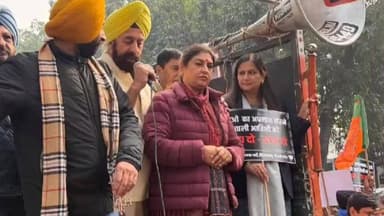 कालकाजी: कालकाजी वार्ड की पार्षद योगिया सिंह ने सिख गुरुओं के अपमान पर विधायक अतिसी सिंह का किया विरोध