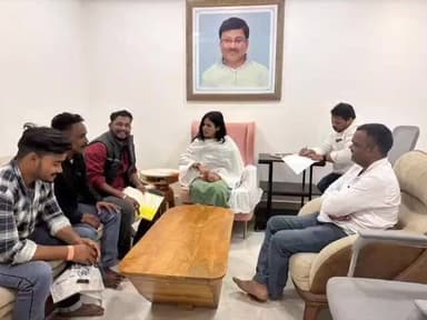 ବ୍ରହ୍ମଗିରି: ଗ୍ରାମବାସୀ ବ୍ରହ୍ମଗିରିର ବିଭିନ୍ନ ସମସ୍ୟା ନେଇ ଆଲୋଚନା କଲେ, ବ୍ରହ୍ମଗିରି ବିଧାୟିକାଙ୍କ ସହିତ