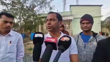 ଭୋଗରାଇ: କମର୍ଦା ପୂର୍ତ୍ତ ବିଭାଗ ଅପାରଗତା ପାଇଁ ପୂର୍ତ୍ତ ଜମି ଆଜି ଘରୋଇ ମାଲିକାନା ବସିଛି ନେଇ ସାମ୍ବାଦିକ ସମ୍ମିଳିନୀ