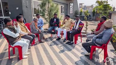 पठारी: क्षेत्र के एक दर्जन से अधिक नागरिकों ने विभिन्न समस्याओं के समाधान के लिए विधायक को दिए आवेदन