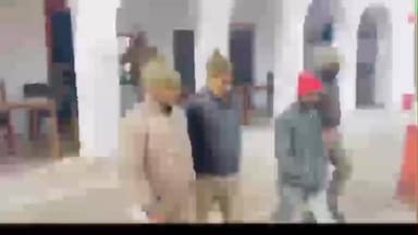 उतरौला: उतरौला के सादुल्लाह नगर में पुलिस ने वारंटी अभियुक्त को किया गिरफ्तार, भेजा गया न्यायालय