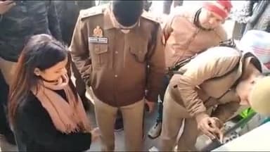 मीरगंज: प्रमुख सचिव के निर्देशन पर अधिकारी पहुंचे नगर पंचायत फतेहगंज पश्चिमी, ईओ के खिलाफ शुरू की जांच