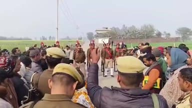 दातागंज: दातागंज क्षेत्र के डहरपुर कला में लोकतंत्र सेनानी के निधन पर पुलिस ने दी सलामी