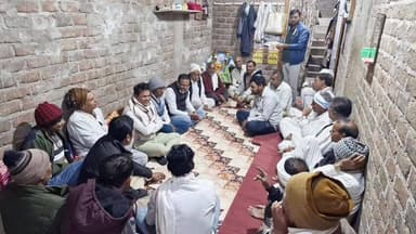 बड़वाह: बड़वाह विधायक बिरला ने क्षेत्र के ग्रामों में शोकाकुल परिवारों के बीच पहुंचकर दिवंगत आत्माओं को श्रद्धा सुमन अर्पित किए