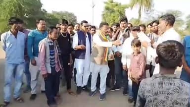 नटेरन: सतपाड़ा में किसानों ने भरी हुंकार: कांग्रेस की 'जन आंदोलन यात्रा' में भाजपा सरकार के खिलाफ फूटा गुस्सा