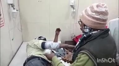 भोगनीपुर: हांसेमऊ के निकट वाहन की टक्कर से घायल हुए बाइक सवार दो युवकों को मेडिकल कॉलेज किया गया रेफर