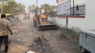 पचपहाड़: भवानीमंडी में नगरपालिका ने सब्जी मंडी परिसर से हटाया अतिक्रमण, सब्जी विक्रेताओं के लिए तैयार की गई नई जगह