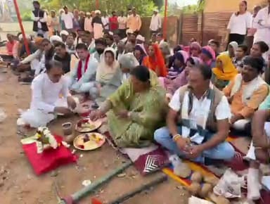 रामा: ग्राम झुमका, पारा, लखपुरा में कैबिनेट मंत्री द्वारा आंगनवाड़ी भवन का लोकार्पण व निर्माण कार्यों का भूमि पूजन