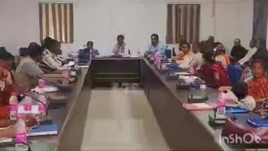 बस्तर: जनपद पंचायत बस्तर में सामान्य सभा की बैठक हुई, विभागवार कार्यों की समीक्षा में जनप्रतिनिधि व अधिकारी रहे मौजूद