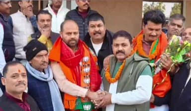 हैदरनगर: सुधीर सिंह बने हैदरनगर भाजपा मंडल अध्यक्ष, सांसद, पूर्व मंत्री व पार्टी नेताओं ने दी बधाई