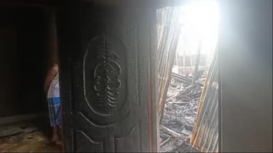 কমলপুর: কমলপুরে সিপিআই(এম) নেতা সমীর দাসের বাড়িতে ভয়াবহ অগ্নিকাণ্ড নাশকতার অভিযোগে চাঞ্চল্য