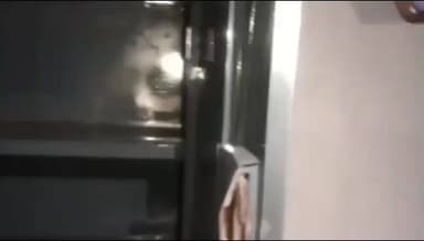 रसड़ा: माधोपुर पंचायत भवन की कुंडी तोड़कर लाखों के सामान की चोरी, सीसीटीवी कैमरा और इनवर्टर बैटरी भी हुए गायब