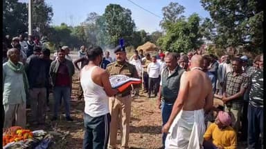 हनुमना: देश सेवा पर जाते समय पाती महात्मान गांव निवासी BSF जवान शहीद, हनुमना में शोक की लहर