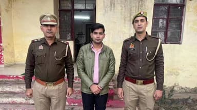 कासगंज: इंस्टाग्राम पर फर्जी आईडी बनाकर महिला शिक्षिका की फोटो वायरल करने वाला दूसरा आरोपी साइबर थाना पुलिस ने किया गिरफ्तार