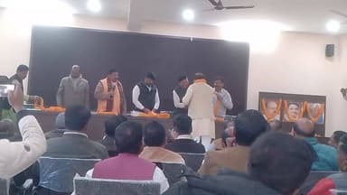 भाजपा के नव नियुक्त गुमला जिला अध्यक्ष,श्री सागर उरांव जी का भाजपा कार्यालय भवन में अभिन्दंदन किया गया।