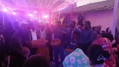 बाघमारा/कतरास: बाघमारा विधायक शत्रुघ्न महतो सोहराय पर्व में हुए शामिल, पर्व धूमधाम से मनाया गया