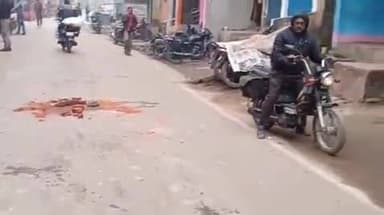 गोपालगंज: कटेया के खुदी छापर में अनियंत्रित ट्रक से एक व्यक्ति की दर्दनाक मौत, पुलिस ने ट्रक ज़ब्त कर चालक को किया गिरफ्तार