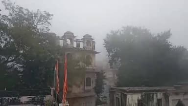 भदेसर: कोहरे की चादर में लिपटा भदेसर, दिनभर नहीं निकली धूप, शाम तक नहीं हुए सूर्यदेव के दर्शन, बदली लोगों की दिनचर्या