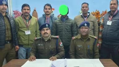 डेहरी: आरपीएफ डेहरी ऑन सोन ने शातिर मोबाइल चोर को पकड़ा, दो मोबाइल बरामद