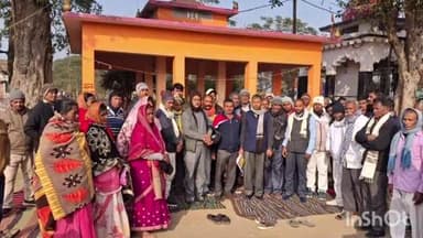 बेलहर: ठाकुरबाड़ी मैदान बेलहर में प्रखंड के नल जल संचालकों की हुई बैठक