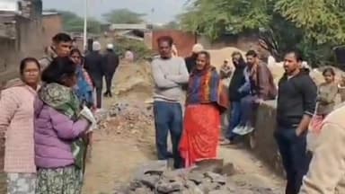 भूपालसागर: सरकारी जमीन पर कब्जे के मामले में आकोला में नगर पालिका ने अतिक्रमणकारियों को दिया 7 दिन का अल्टीमेटम, मची हलचल