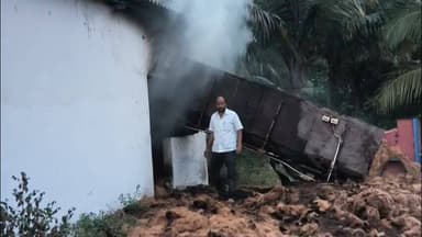 வேடசந்தூர்: சீலபாடியான் களத்தில் கயிறு தயாரிக்கும் தொழிற்சாலையில் தீ விபத்து