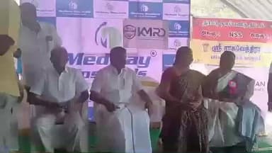 ஈரோடு: தாலுக்கா அலுவலகத்தில் தனியார் மருத்துவமனையின் சார்பாக தலைக்கவசம் அணிவதன் அவசியம் குறித்து விழிப்புணர்வு பேரணியில் நடைபெற்றது