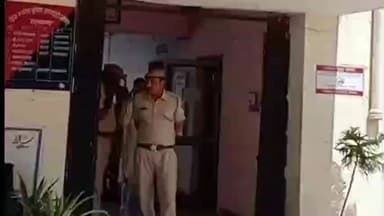 पीलीबंगा: पीलीबंगा थाना क्षेत्र में एक नाबालिगा को बहला-फुसलाकर भगा ले जाने के आरोप में पीलीबंगा पुलिस थाने में मुकदमा दर्ज