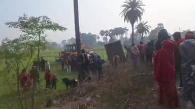 सनहौला: करहरिया भुड़िया के बीच भयंकर सड़क हादसा, ट्रैक्टर के उड़े परखच्चे, ड्राइवर बाल-बाल बचा