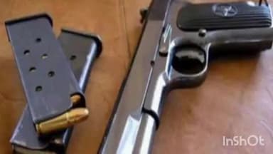 सत्तर कटैया: बिहरा पुलिस ने एक पिस्टल, एक लाइसेंसी पिस्टल, पाँच जिंदा कारतूस और एक लाइसेंस कार्ड बरामद किया