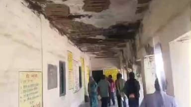 कोलेबिरा: चापाबारी सरकारी स्कूल की बदहाली पर जिला परिषद अध्यक्ष और उपाध्यक्ष चिंतित