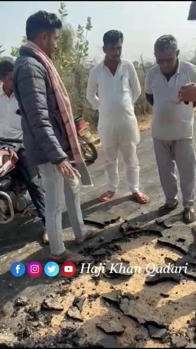 जाति बताने वाले ठेकदार के वायरल वीडियो के बाद ग्रामीण हुए जागरूक, शिव क्षेत्र के...
Ravindra Singh Bhati Swaroop Singh K...