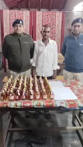 आरंग: आरंग थाना क्षेत्र से अवैध शराब के साथ एक आरोपी को किया गया गिरफ्तार