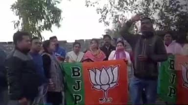 বিষ্ণুপুর ১: মুখ্যমন্ত্রীরবিরুদ্ধে আইনতব্যবস্থা নেওয়ার অভিযোগের ডায়মন্ডহারবার বিজেপি সাংগঠনিক জেলার মহিলা মোর্চার পক্ষ থেকে বিক্ষোভ