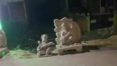 सिमरी बख्तियारपुर: सिमरी बख्तियारपुर अनुमंडल में सरस्वती पूजा को लेकर तैयारियां जोरों पर, मूर्तिकार कर रहे तैयारी