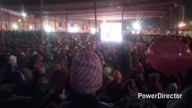 कटिहार: राजेन्द्र स्टेडियम में श्रीमद्भागवत कथा सुनने उमड़ी श्रद्धालुओं की भीड़, जयकारों से गूँज उठा