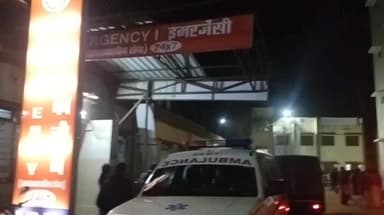 नोआमुंडी: किरीबुरू: सैडल घाटी में सड़क हादसे में 22 वर्षीय युवक की मौत, बस चालक फरार