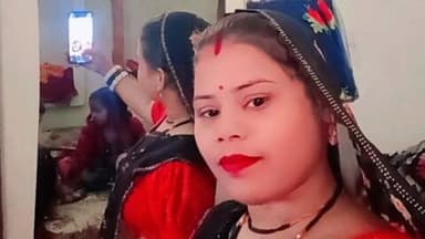 झांसी: 3 साल से लापता युवती ने ढिमरआना मोहल्ले में लव मैरिज के बाद फांसी लगाकर की आत्महत्या, परिजनों का आरोप- लड़का पहले से शादीशुदा