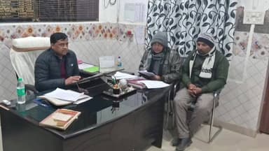 चेरिया बरियारपुर: मंझौल अनुमंडल अधिकारी प्रमोद कुमार चेरिया बरियारपुर प्रखंड के पंचायत कृषि कार्यालय पहुंचे