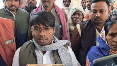 Mau: ग्राम ओनहाइच में प्रधान की नियुक्ति के बाद ग्रामीणों का धरना...दलित को ग्राम प्रधान बनाने की मांग..
#maunews
#MAU