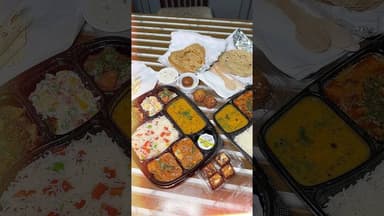 Sarvottam Caterers Kitchen🍛 Pure Veg Cloud Kitchen In #prayagraj #cloudkitchen #ytshorts