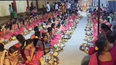 செங்கம்: புதுப்பாளையம் பகுதியில் முருகன் கோயிலில் ஐயப்பன் உத்தர பெண்கள் தேங்காயில் தீபம் ஏற்றி வேண்டுதல்
