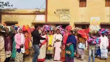 धालभूमगढ़: जूनबनी पंचायत भवन में 225 जरूरतमंदों के बीच कंबल वितरण