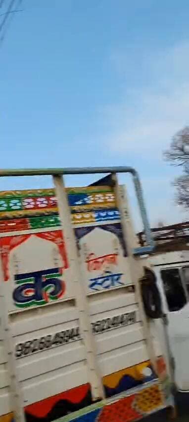 सतना जिले के माधवगढ़ में भारी जाम, सतना रीवा मुख्य रोड पर भारी जाम से राहगीर परेशान...!
#satnanews #satnacongress #Chitra...